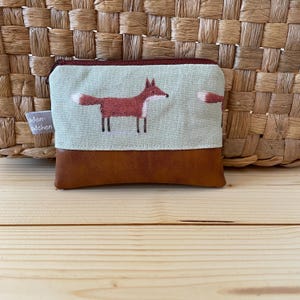 Kleine Schlüsseltasche FÜCHSE aus Kunstleder und Baumwolle in hellgrün und braun Mini-Geldbörse  Schlüsseltäschchen