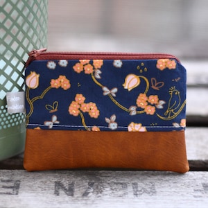 Kleine Schlüsseltasche LUZIE aus Kunstleder und Baumwolle in blau und braun Mini-Geldbörse Schlüsseletui Schlüsseltäschchen