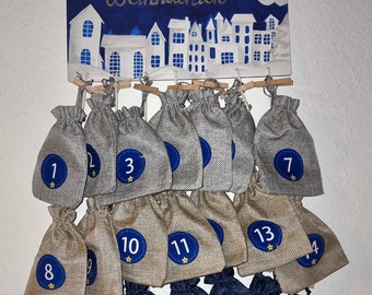 Adventskalender, Holzschild und  24 Jutesäckchen und Nummernaufkleber.