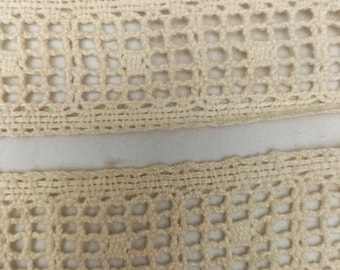 Lace trim, bobbin lace, trim, 100 x 3.5 cm, beige