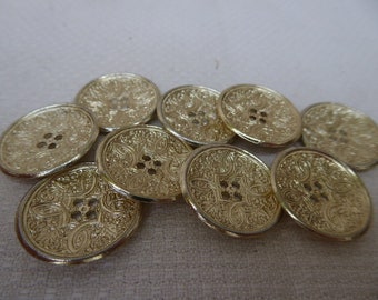 9 silver buttons, 2.1 cm