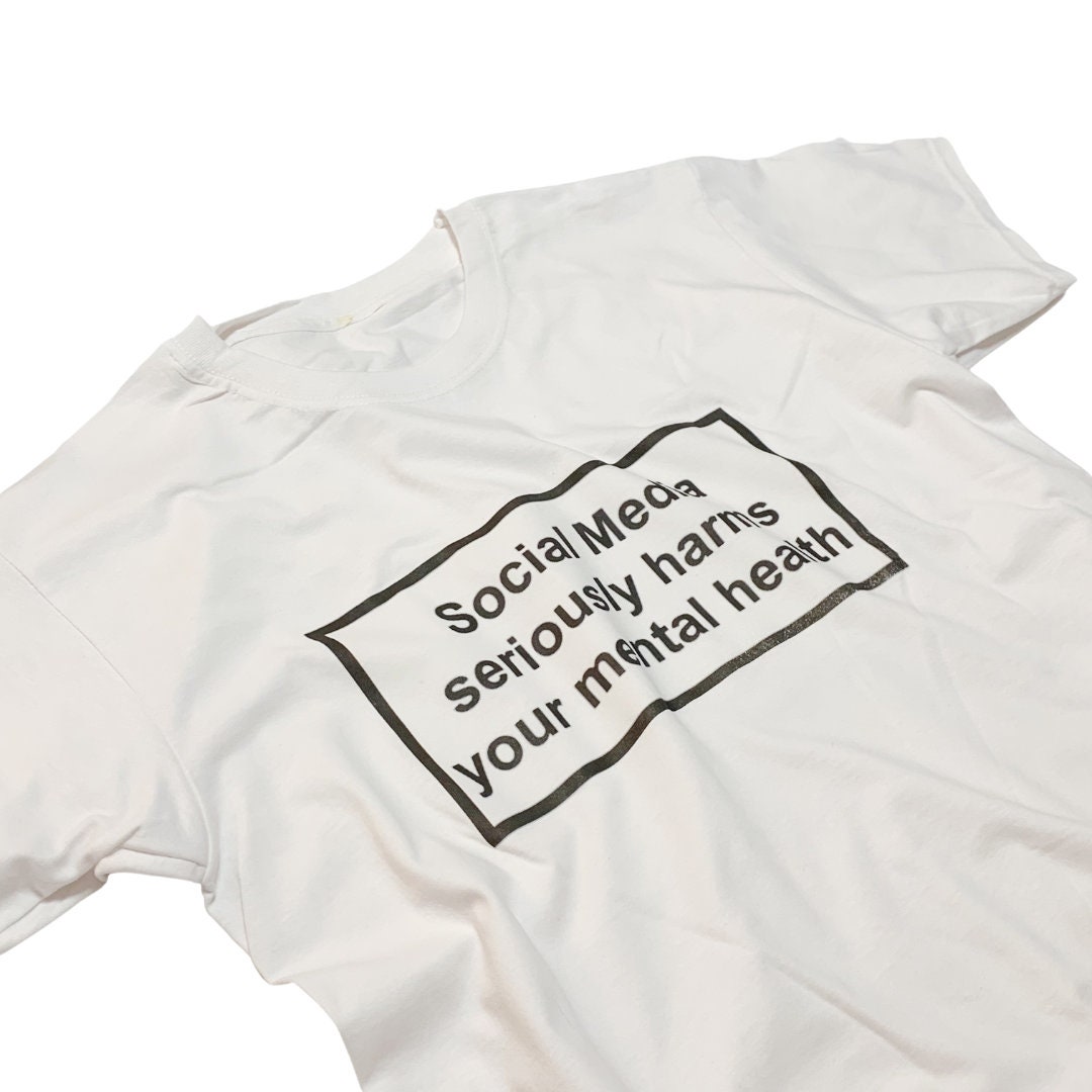 Camiseta Saúde mental sem justiça social é golpe - Tchubirubi