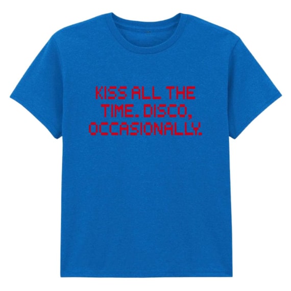 Kiss All The Time Disco Occasionally Baby Tee Cropped T-Shirt - Harry Inspired Concert Outfit Top - Tour Festival Aesthetic - KATTDO Top
