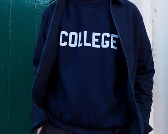 College Sweatshirt - Cozy University Crewneck - Vintage Campus Sweater - Preppy School Pullover - Unisex Oversized College