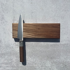 Black Walnut Wood Epoxy Knife Holder, Magnetic Knife Rack, Resin & Wood Knife Strip, Beveled Edge Knife Holder, Magnetic Wood Knife Storage