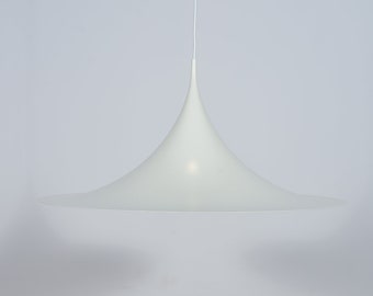 Lampe suspendue, conçue par Claus Bonderup, Torsten Thorup, Fog & Mørup, Danemark, années 1960.