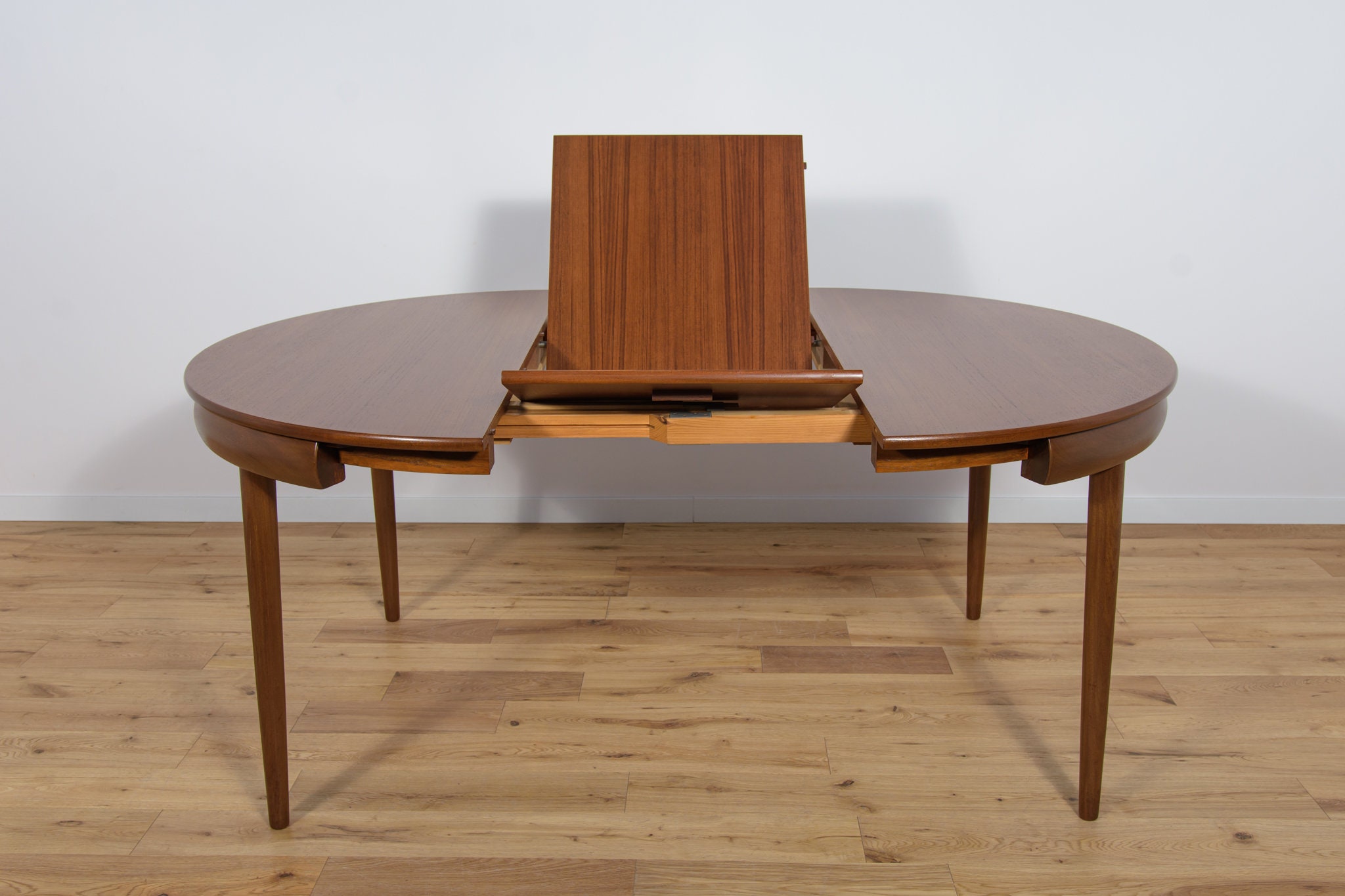 Mid-century Teadining Table & Chairs by Hans Olsen for Frem Mid-century Teadining Table & Chairs by Hans Olsen for Frem