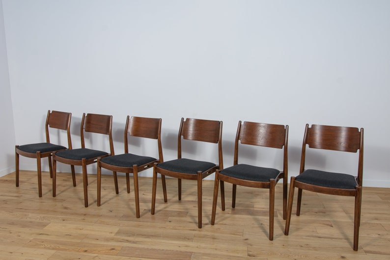 Ensemble de six chaises, Danemark, années 1960. image 3