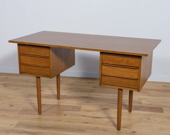 Mid-Century Freestanding Teak Desk, 1960s