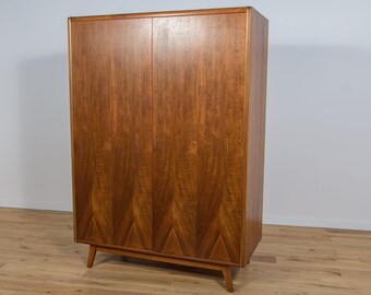 Armoire conçue par B. Landsman, Jitona, Tchécoslovaquie, années 1960