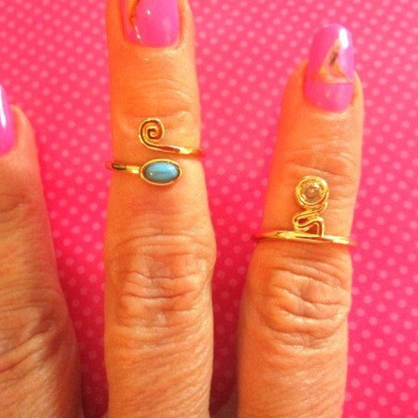 Turquoise gold swirl toe ring set