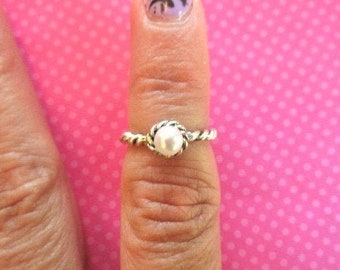 Pearl braid toe ring