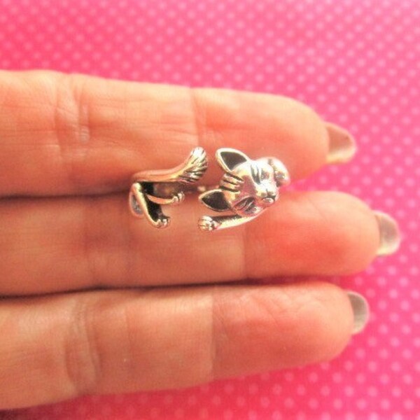 Cat stretching silver wrap ring