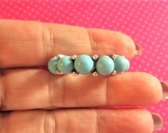 Turquoise bead band ring