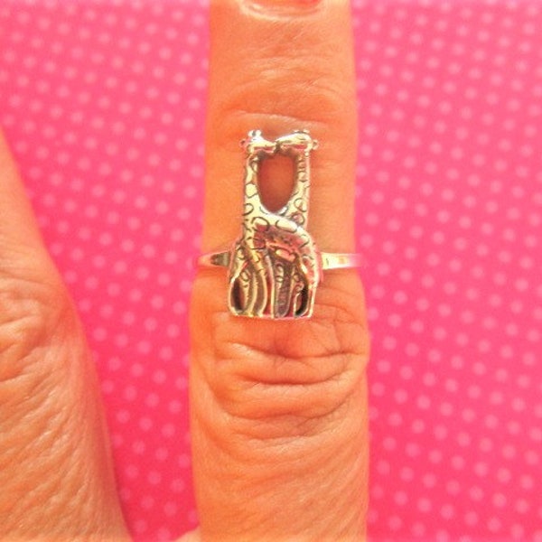 Vintage kissing giraffe sterling silver ring