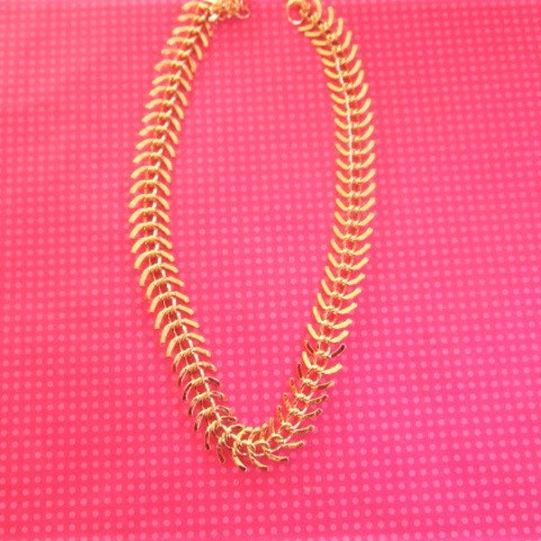 Centipede choker necklace