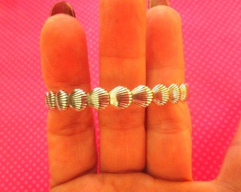 Silver seashell  cuff bracelet