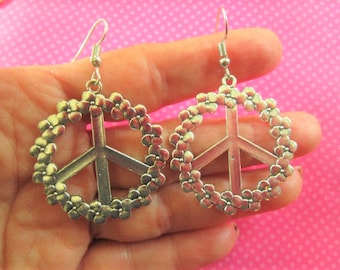 Peace sign daisy flower earrings