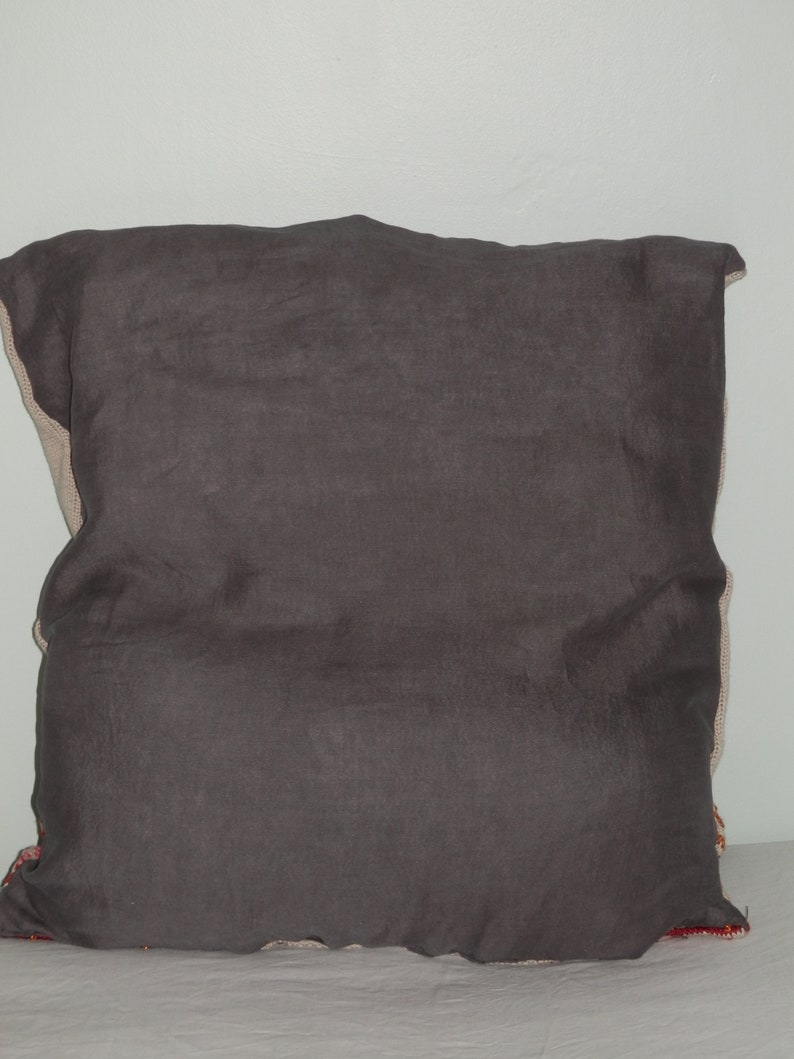 Cushion cover Handmade Knitted /& beaded with Linen back 58cm x 55cm NEW