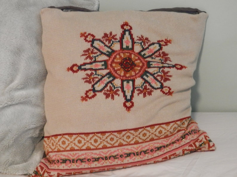 Cushion cover Handmade Knitted /& beaded with Linen back 58cm x 55cm NEW