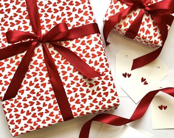 Valentines Wrapping Paper, Red and White Heart Wrapping Paper Sheets 70cm x 50cm, Luxury Eco Gift Wrap, Recyclable, Anniversary Gifts, Fun