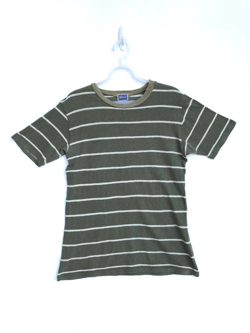 Medium Vintage Clothing Aesthetic Clothing Comfy 45rpm Striped Olive T-shirt