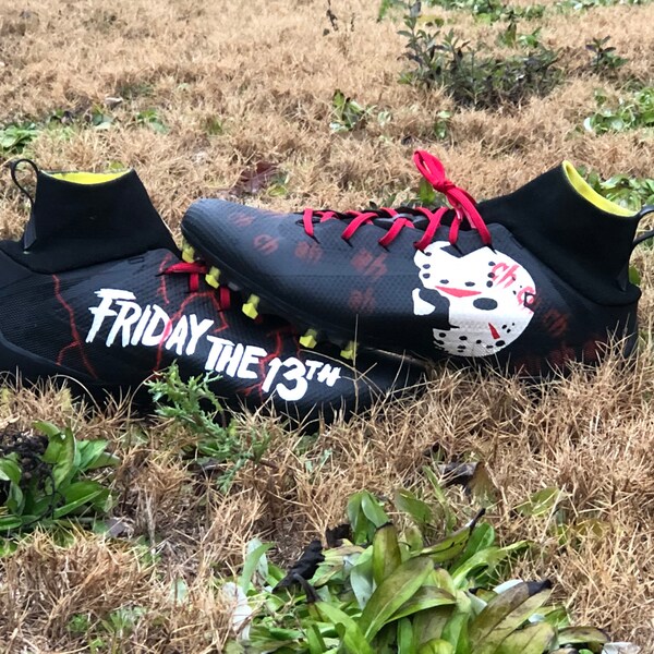 custom color football cleats