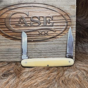 Case XX 4257 2 Blade Pen Knife (1940-1964) Yellow Celluloid USA Vintage