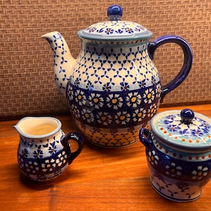 WIZA Polish Pottery Daisy Tee-Set Boleslawiec Teekanne Zucker Milchkännchen Handbemalt