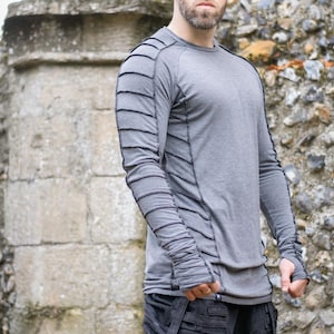 Raider Men's Long Black T-Shirt with Thumbholes, Contrast Stitch - Dystopian, Avant Garde, Futuristic, Grunge, Cyber Punk, Techwear, Grunge
