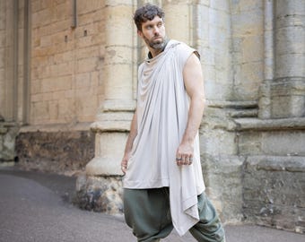 Shadow - Asymmetrisk Långmantel med Huva, Avant Garde Ärmlös Draperad Kofta, Futuristisk Festivaltopp - Sand