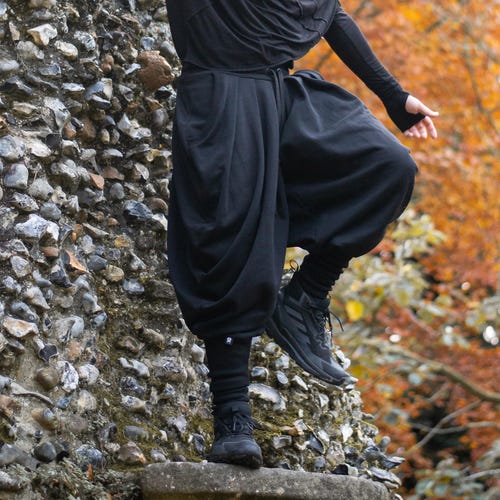 Hattori Men's Ninja Pants, Drop Crotch Avant Garde Harem Trousers