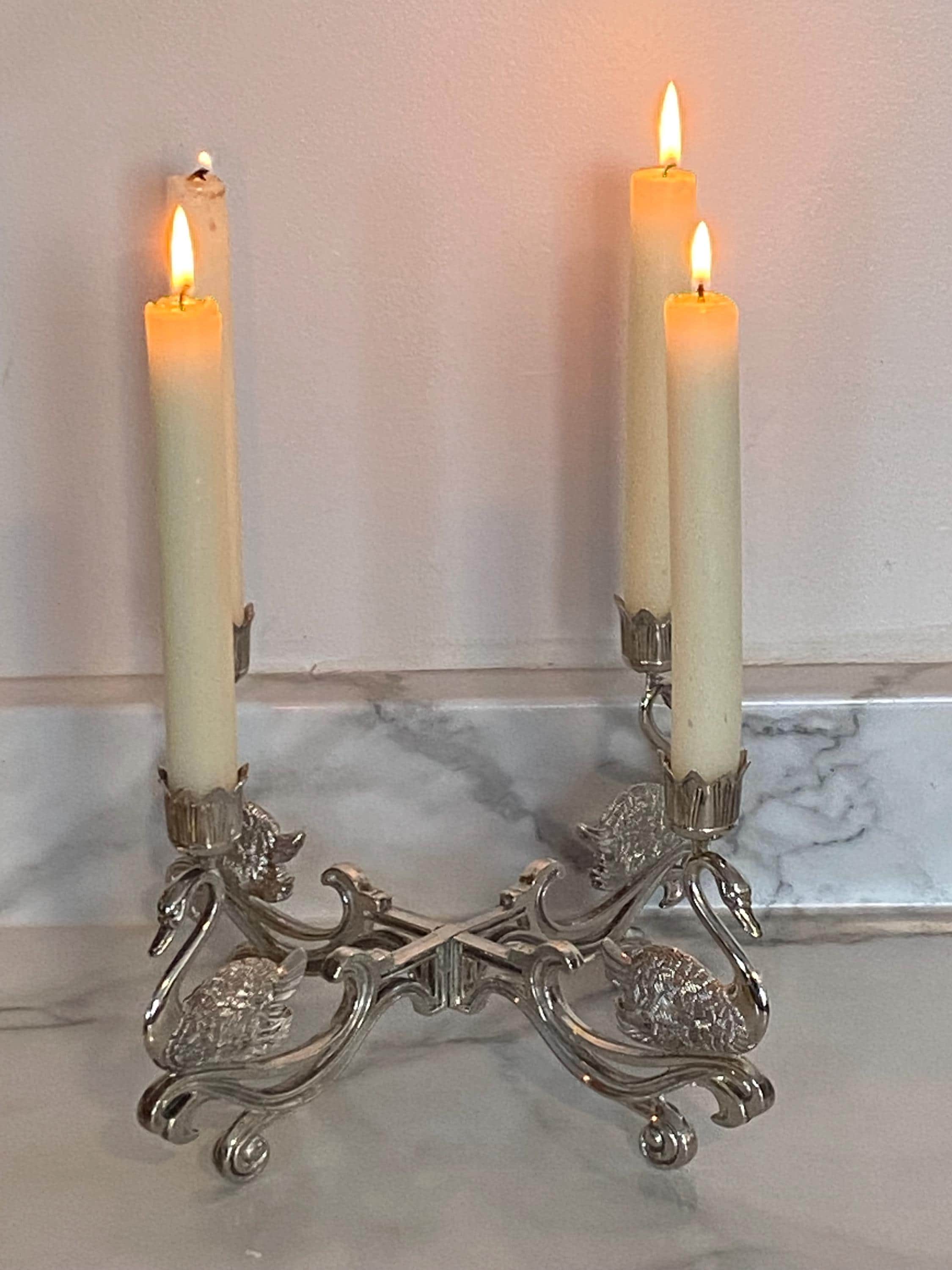 Bougeoir Vintage En Métal Argenté à 3 Cygnes – Déco Romantique