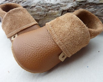 Krabbelschuhe,Lederpuschen,Krabbelpuschen aus Rindsleder, Lederpuschen schlicht, Cognac,Braun, Pumi-Puschen, Pumipuschen