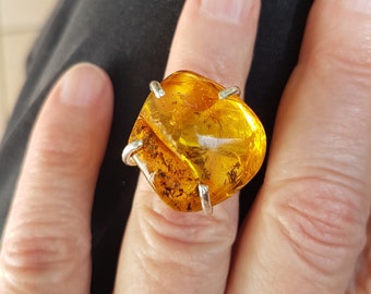 Amber ring, large Baltic amber on a silver-plated ring, natural amber ring, size adjustable