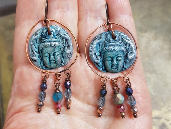 Buddha Keramik Ohrringe, handgefertigte Keramik, tschechische Glasperlen, Kupferohrringe, Kupfer Leverbacks
