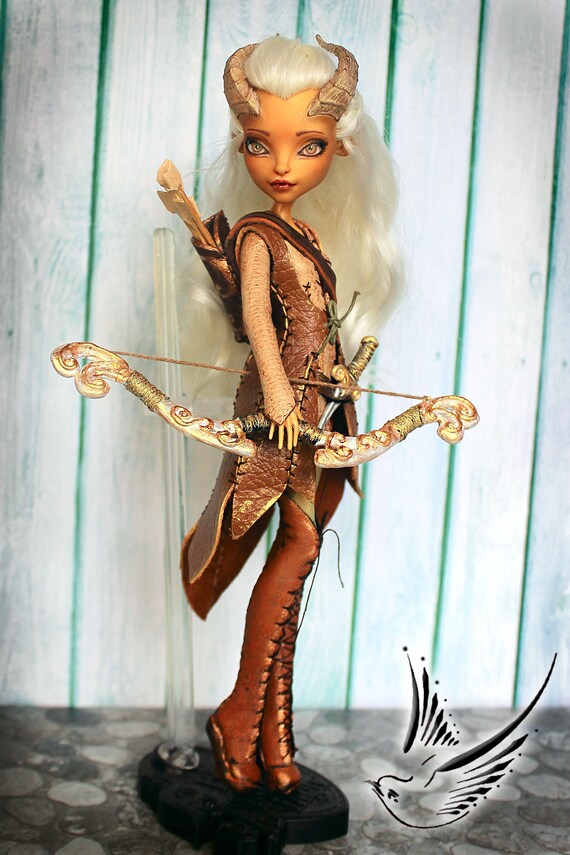 monster high gilda goldstag