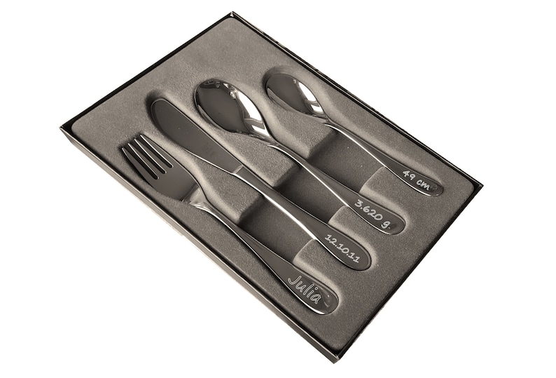 Kinderbesteck Zwilling Filou 4 tlg mit Gravur Besteck Set ZWILLING J.A. Henckels mit Namen graviert Geschenk zur Geburt Taufe Bild 5