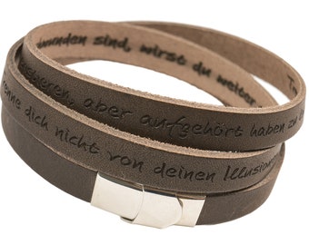 Lederarmband YUKO BRAUN mit Gravur, Wickelarmband graviert, Surferarmband personalisiert, Armband mit Wunschtext