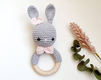 Greifling - rattle with crocheted bunny in grey pink