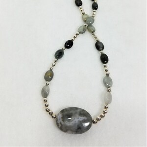 Agate and Labradorite Necklace     Gemstone Beads      Natural Stone Jewelry   Women&#39;s Jewelry