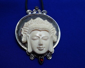Powerful sterling silver brooch pendant, Buddha face hand-carved in bovine bone, citrine and garnet, great detail and patina, Sajen style