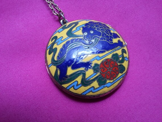 Auspicious Chinese enamel puffy locket pendant, 1… - image 5