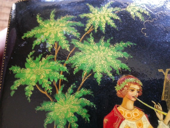 Vintage Russian lacquer box, hand-painted Palekh … - image 5