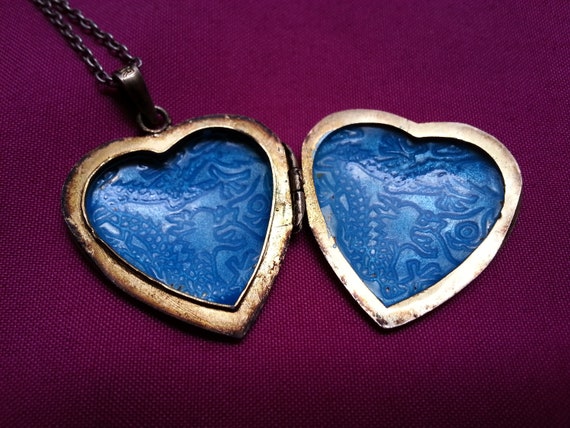 Auspicious silver Chinese enamel puffy heart lock… - image 7