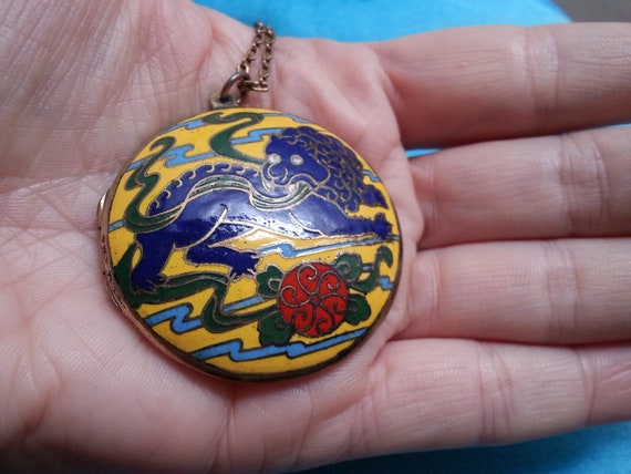 Auspicious Chinese enamel puffy locket pendant, 1… - image 7