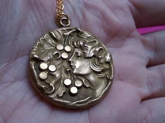 Rare antique Edwardian/Art Nouveau locket, beauti… - image 6
