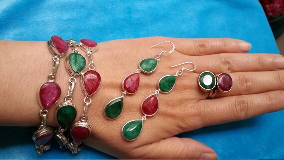 Striking ruby and emerald silver set, ring, earri… - image 2