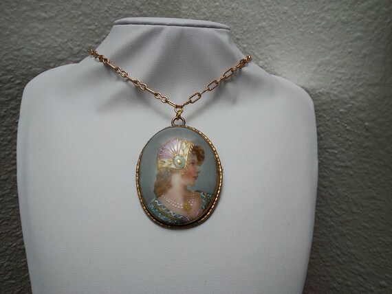 Beautiful Edwardian porcelain pendant, transfer a… - image 7