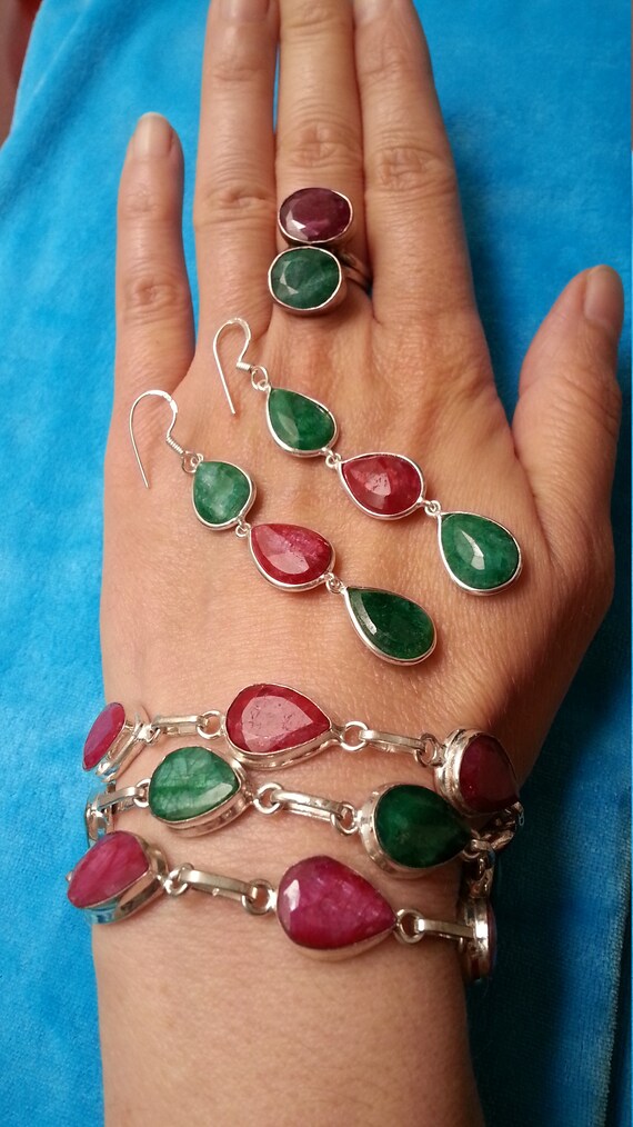 Striking ruby and emerald silver set, ring, earri… - image 3